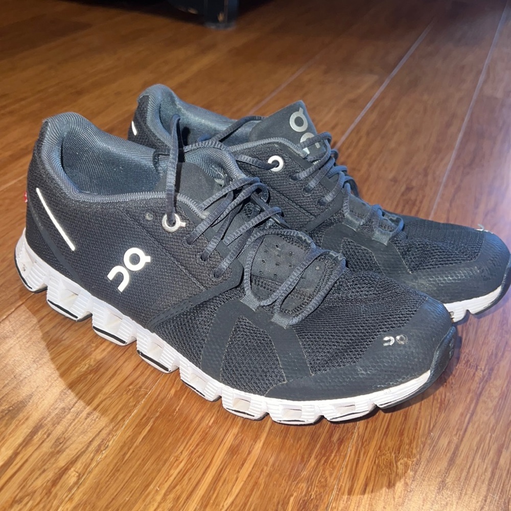 Womens Black On cloud